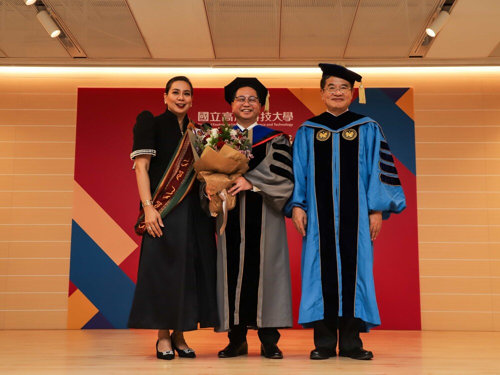 On the Honorary Doctorate Conferment Ceremony, from right to left: NKUST President Yang, UP President Danilo L. Concepcion, Maria Gabriela R. Concepcion, UP presidential wife.